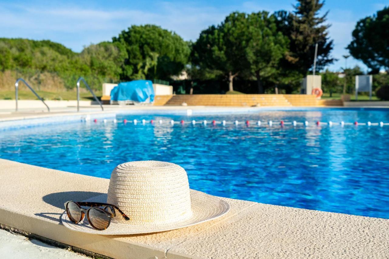 Paraiso de Alvor: Poolside Retreat Near Beach and Village Exterior photo