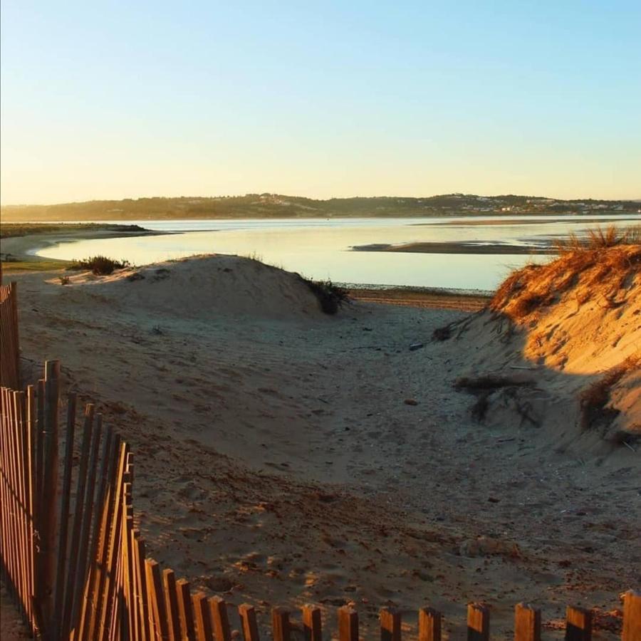 Paraiso de Alvor: Poolside Retreat Near Beach and Village Exterior photo