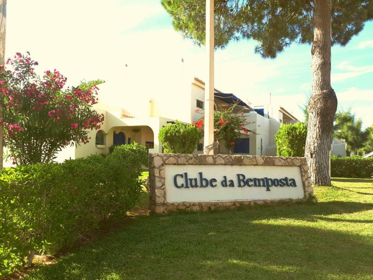 Paraiso de Alvor: Poolside Retreat Near Beach and Village Exterior photo
